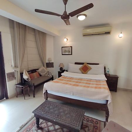 The Estate Villa New Delhi Bagian luar foto