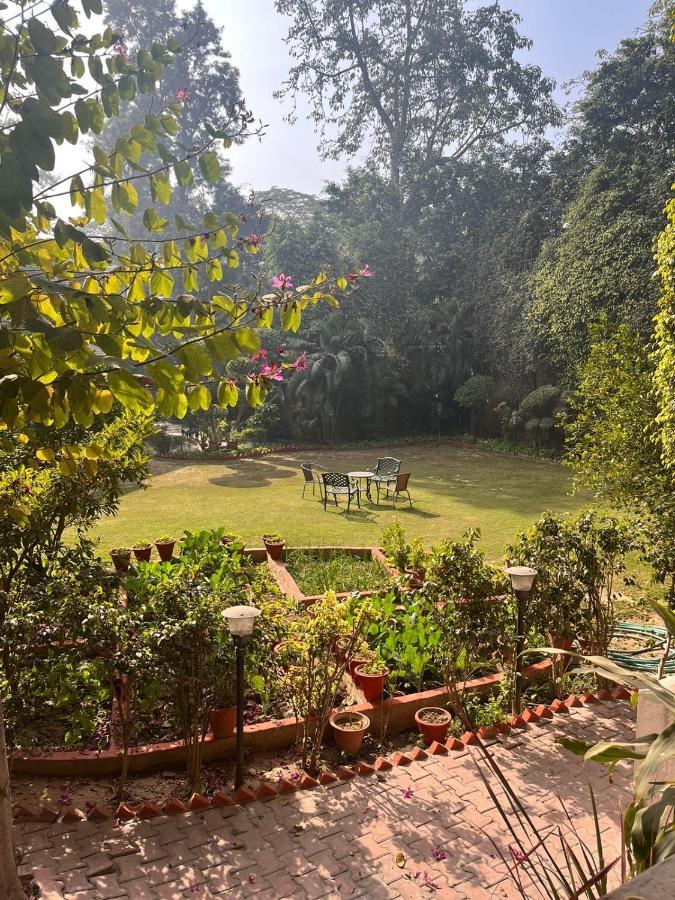 The Estate Villa New Delhi Bagian luar foto