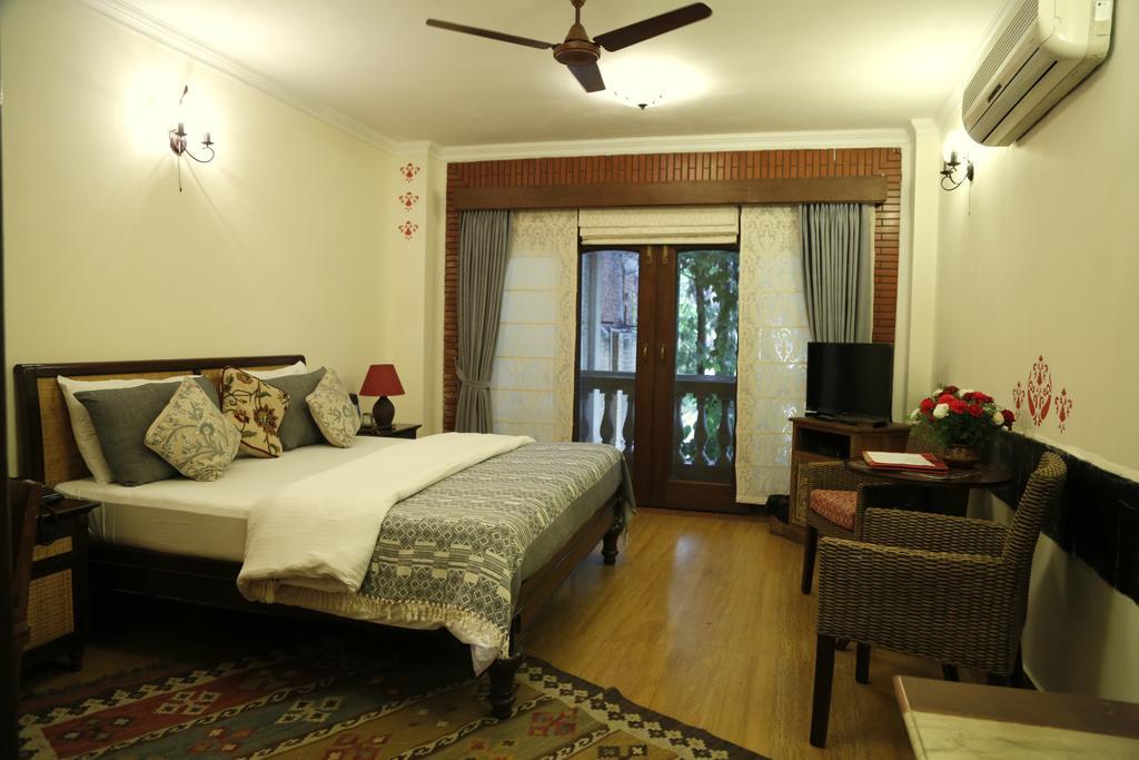 The Estate Villa New Delhi Bagian luar foto
