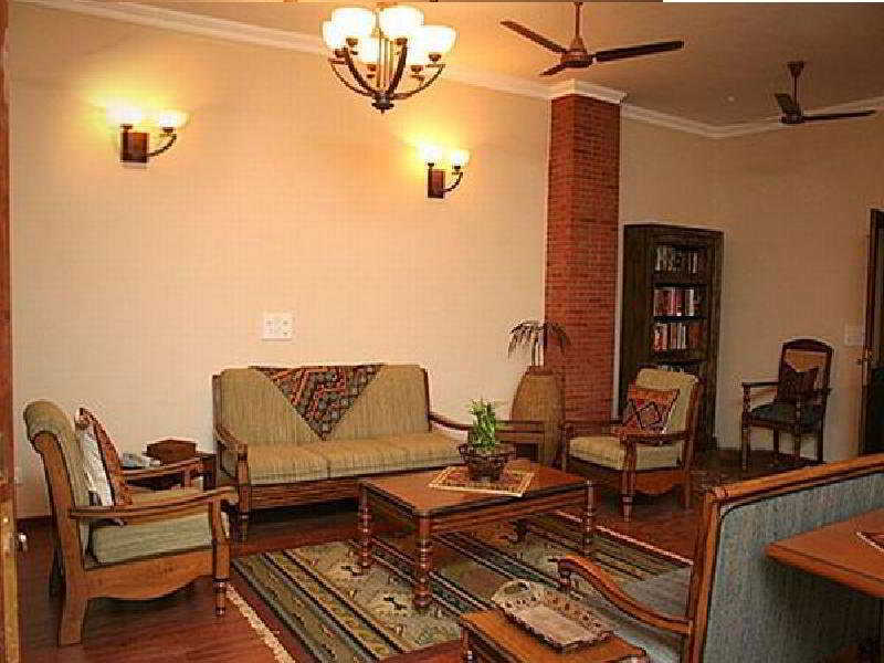 The Estate Villa New Delhi Bagian luar foto